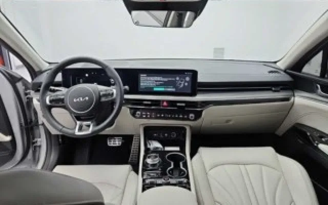 MX5싼타페 중고차 더 뉴 K5 하이브리드 3세대 시그니처 매물 사진 8 - 2025/07 1,037km