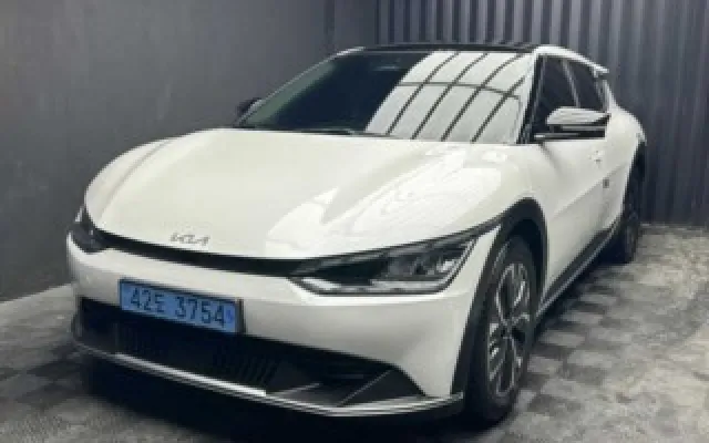 MX5싼타페 중고차 EV6 롱레인지 매물 사진 2 - 2022/05 122,396km